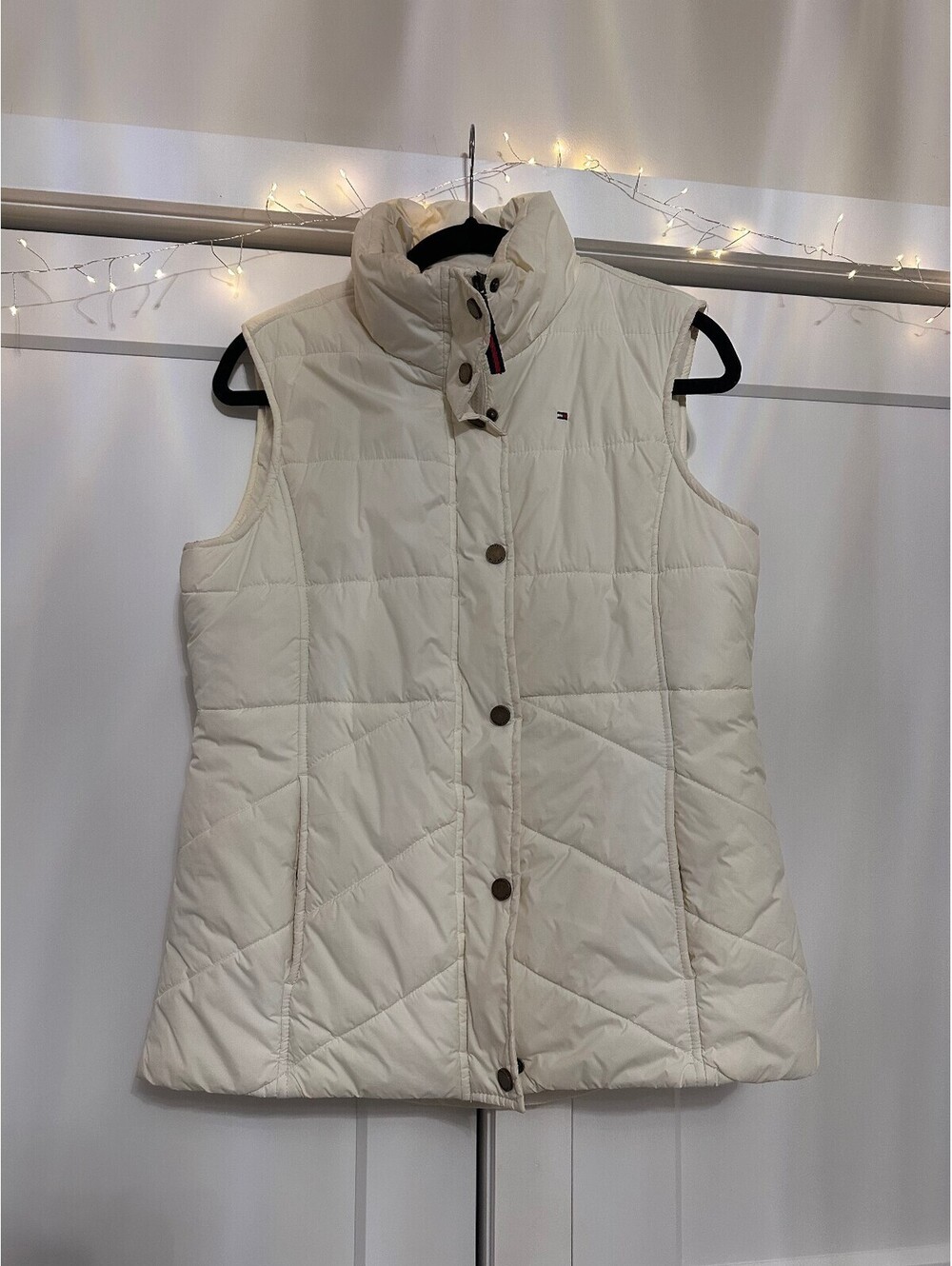 Tommy Hilfiger Women's Cream Quilted Sleeveless Vest Medium
